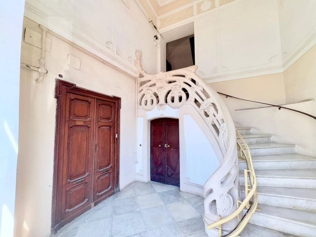 Appartamento a Napoli in Via Torquato Tasso - Foto 2