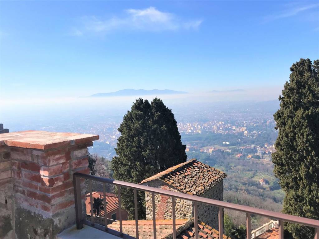 Villa a Montecatini-terme in Viale Vittorio Veneto - Foto 3
