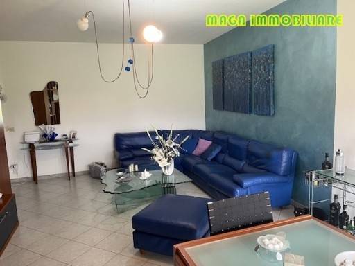 Appartamento a Campi bisenzio in VIA DEGLI ULIVI - Foto 3