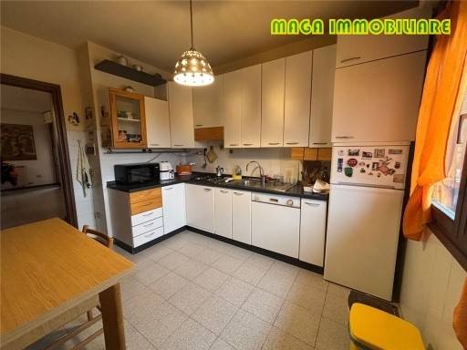 Appartamento a Campi bisenzio in VIA DEI PLATANI - Foto 4