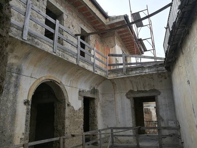 Casa indipendente a Frignano in Piazza della Repubblica - Foto 3