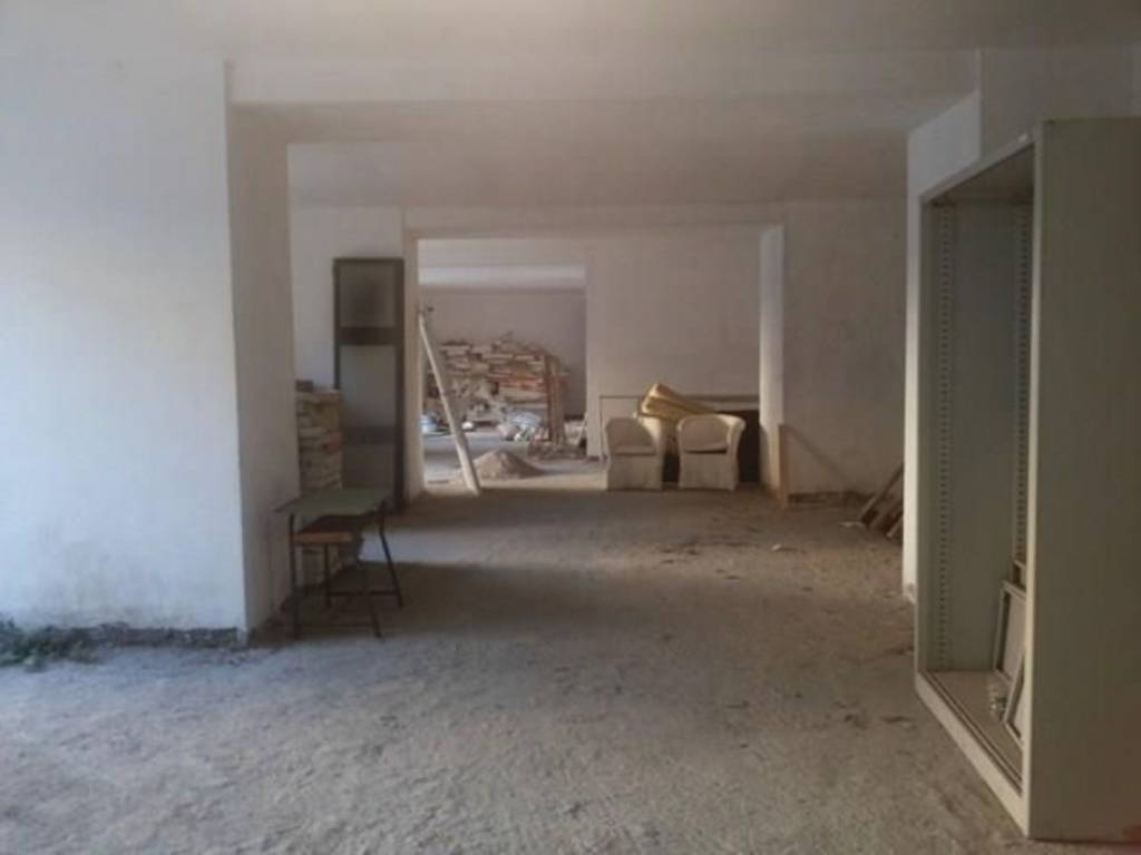 Immobile a Aversa in Piazza Vittorio Emanuele III - Foto 2