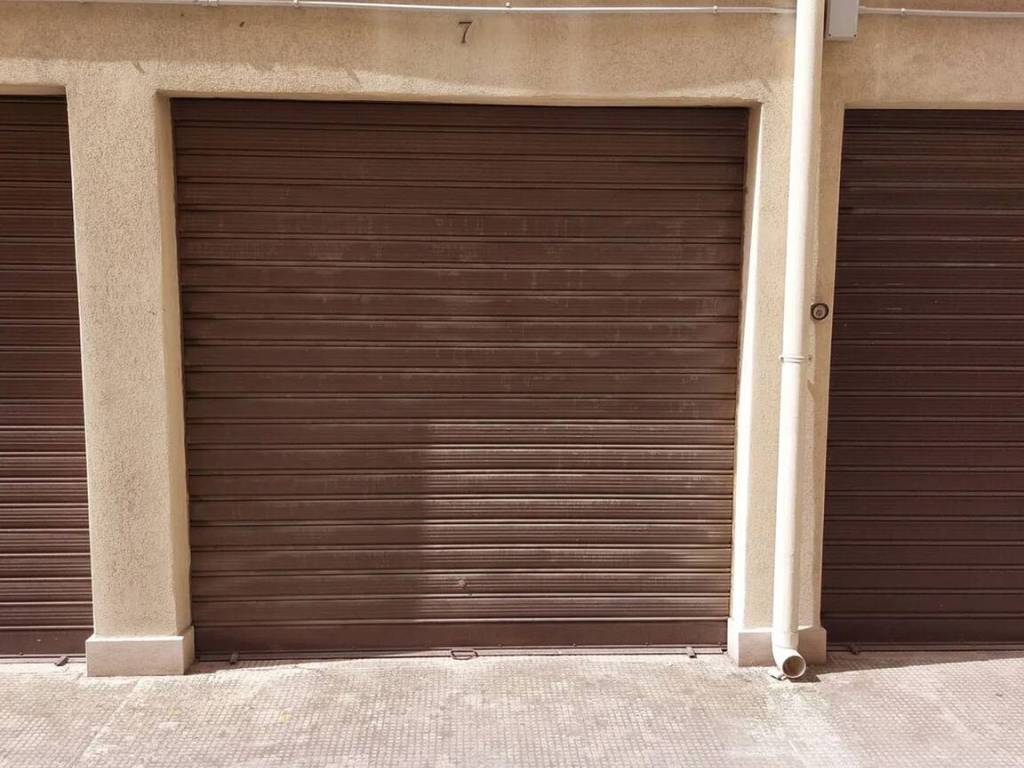 Box / garage a Taranto in Viale Trentino, 169 - Foto 3