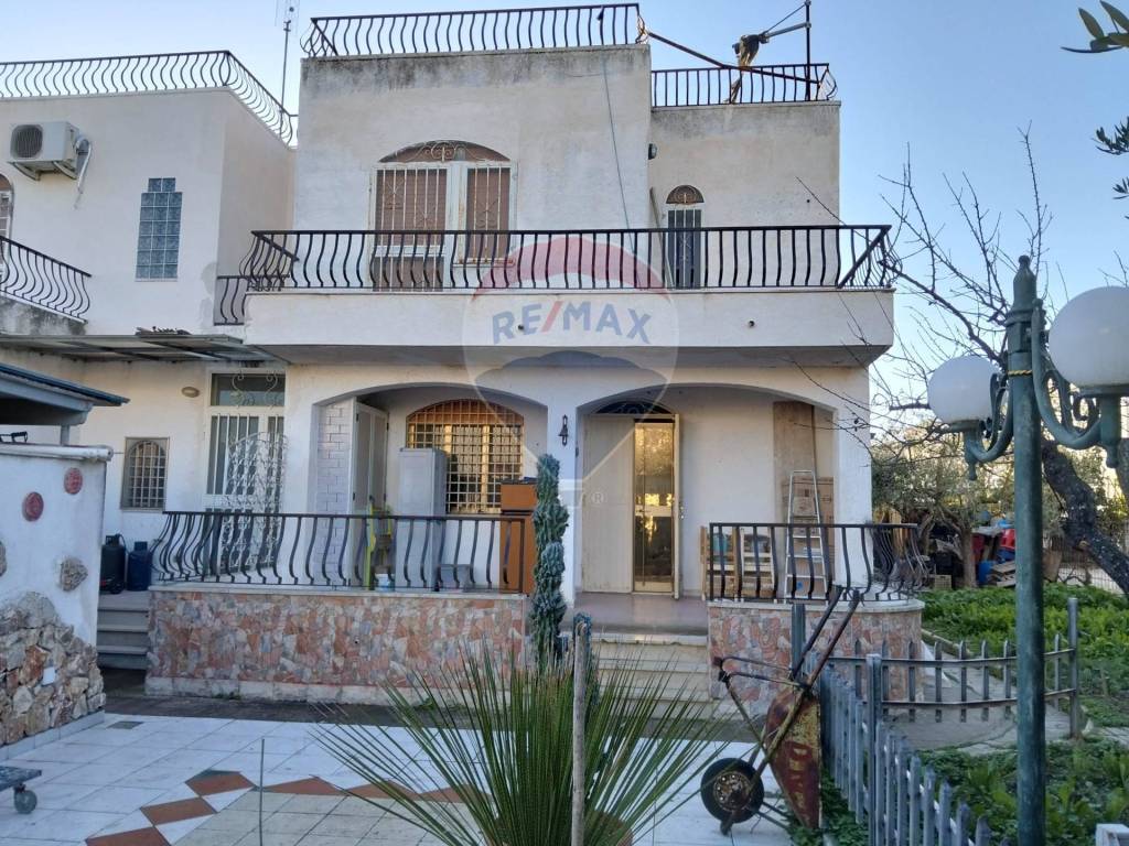 Villa a Manfredonia in Via delle Rose - Foto 2
