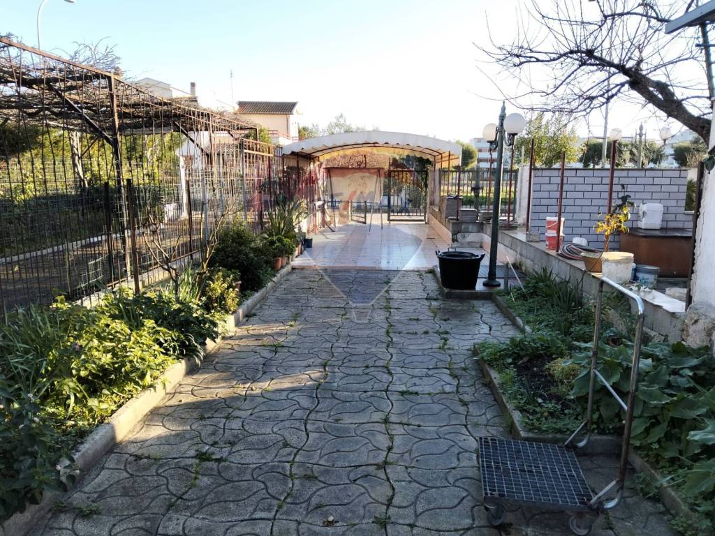 Villa a Manfredonia in Via delle Rose - Foto 4