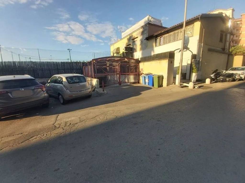 Immobile a Castellammare di stabia in Via Enrico De Nicola - Foto 2
