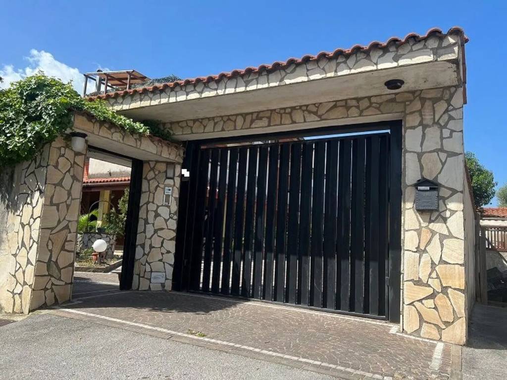 Villa a Gragnano in Via Ponte Carmiano - Foto 2