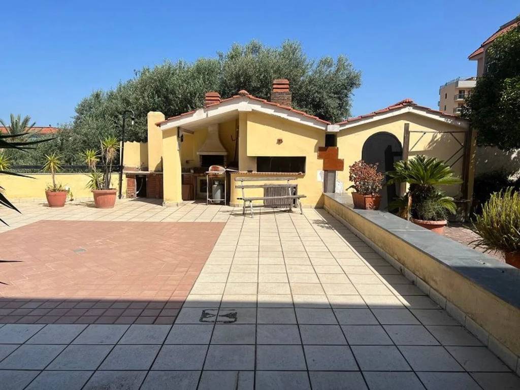 Villa a Gragnano in Via Ponte Carmiano - Foto 4