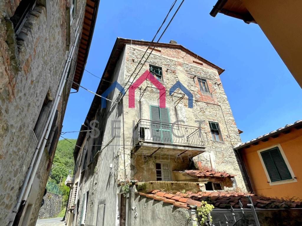 Palazzo / stabile a Villa basilica - Foto 3