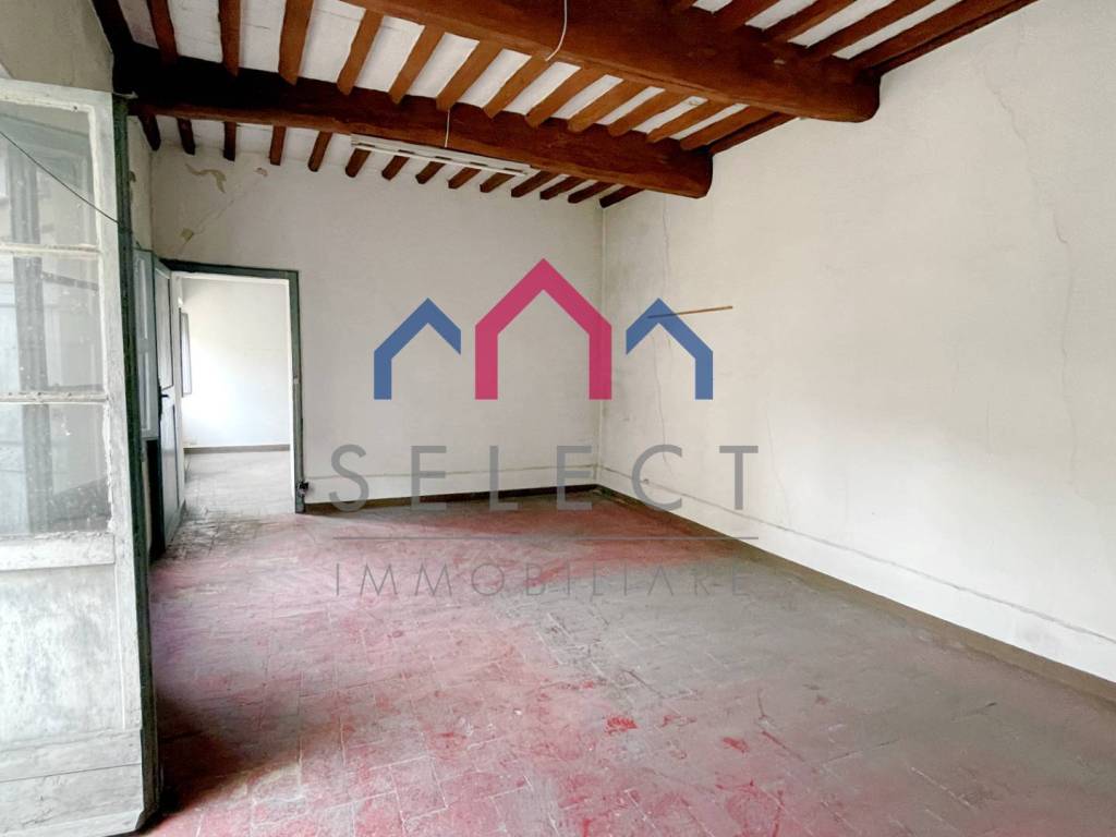 Appartamento a Borgo a mozzano in Via Umberto I° - Foto 5