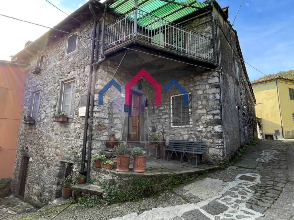 Appartamento a Borgo a mozzano in Cune - Foto 2