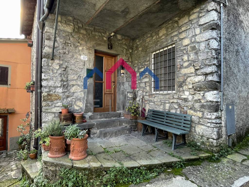 Appartamento a Borgo a mozzano in Cune - Foto 3