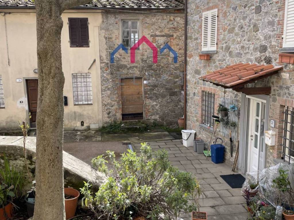 Casa indipendente a Borgo a mozzano in PARTIGLIANO - Foto 2