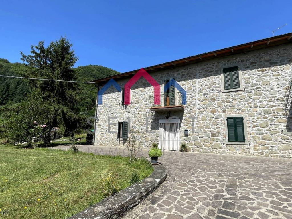 Rustico / casale a Piazza al serchio in Nicciano - Foto 4