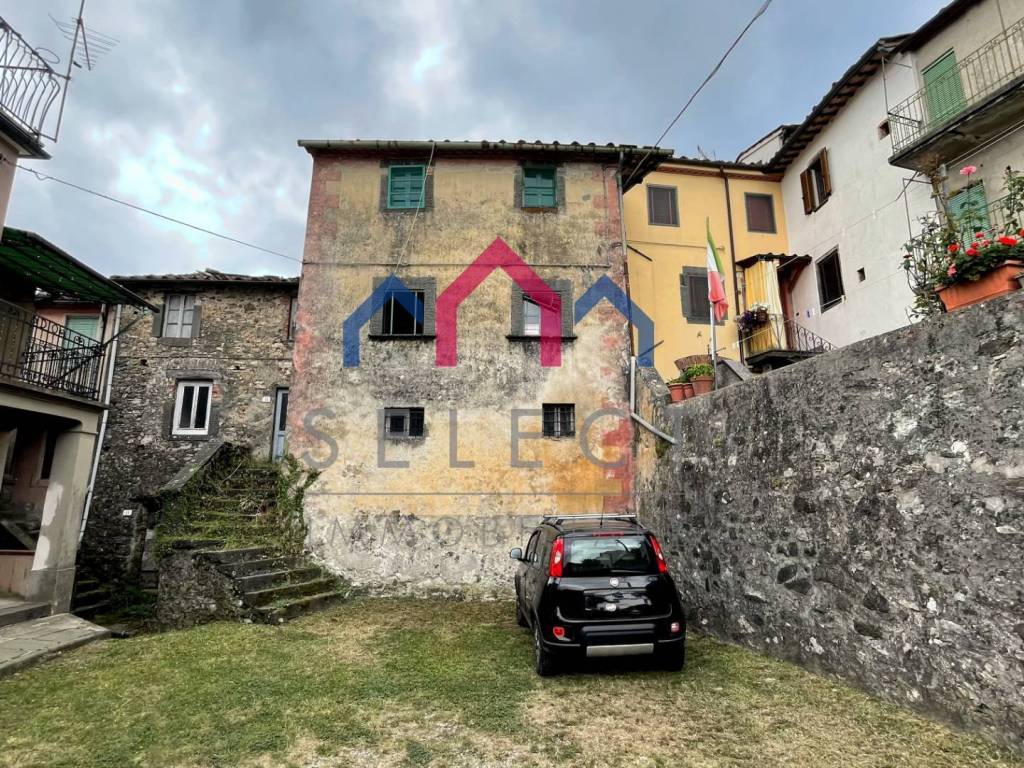 Casa indipendente a Borgo a mozzano in Cune - Foto 4