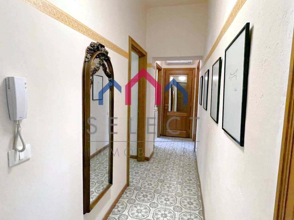 Appartamento a Borgo a mozzano in Piazza Ponte d'Oro - Foto 4