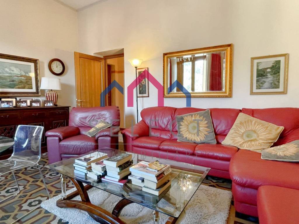 Appartamento a Borgo a mozzano in Piazza Ponte d'Oro - Foto 5