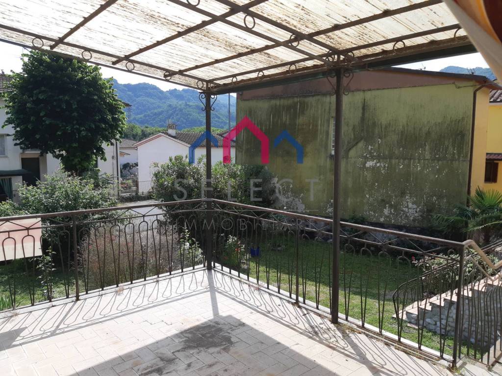 Casa indipendente a Borgo a mozzano in Piano della Rocca - Foto 5