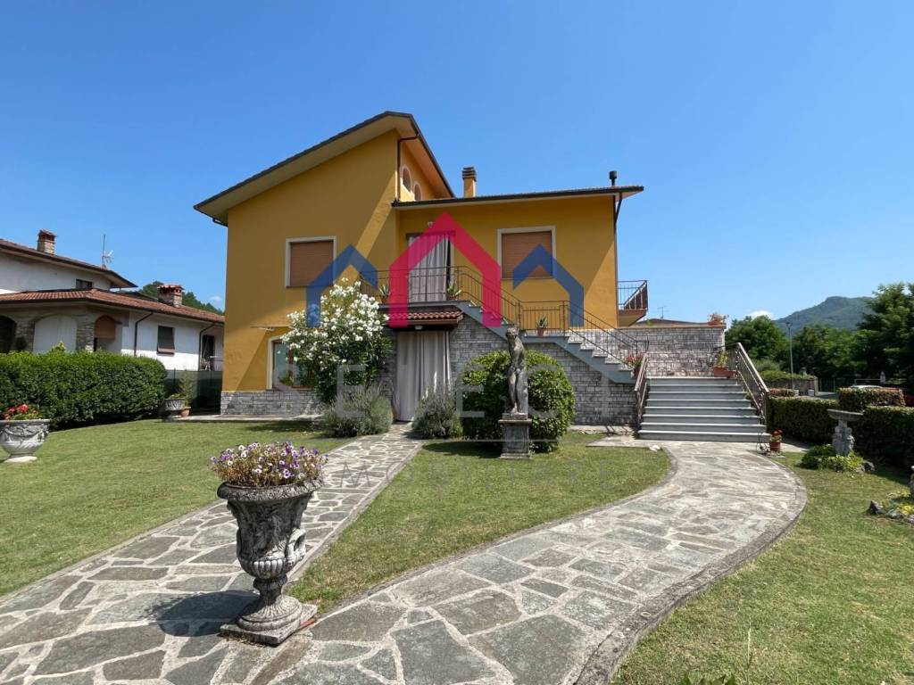 Villa a Barga in Fornaci di Barga - Foto 2