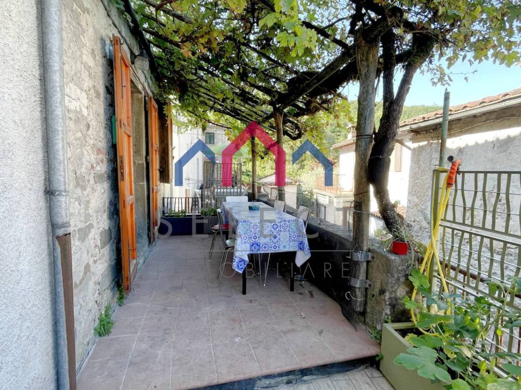 Casa indipendente a Borgo a mozzano in Via del Crociale, 5 - Foto 3