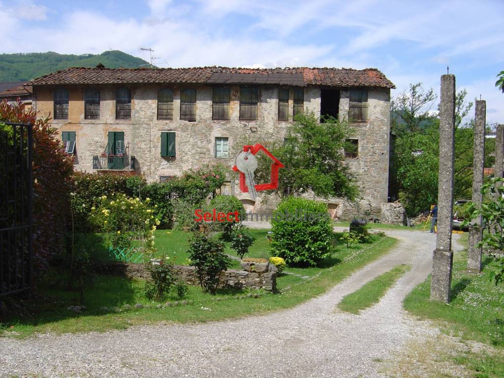 Casa indipendente a Borgo a mozzano - Foto 2