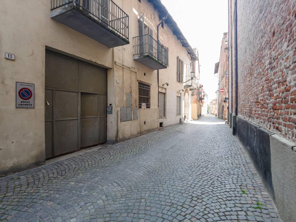 Palazzo / stabile a Carignano in Via Vittorio Veneto, 12 - Foto 2