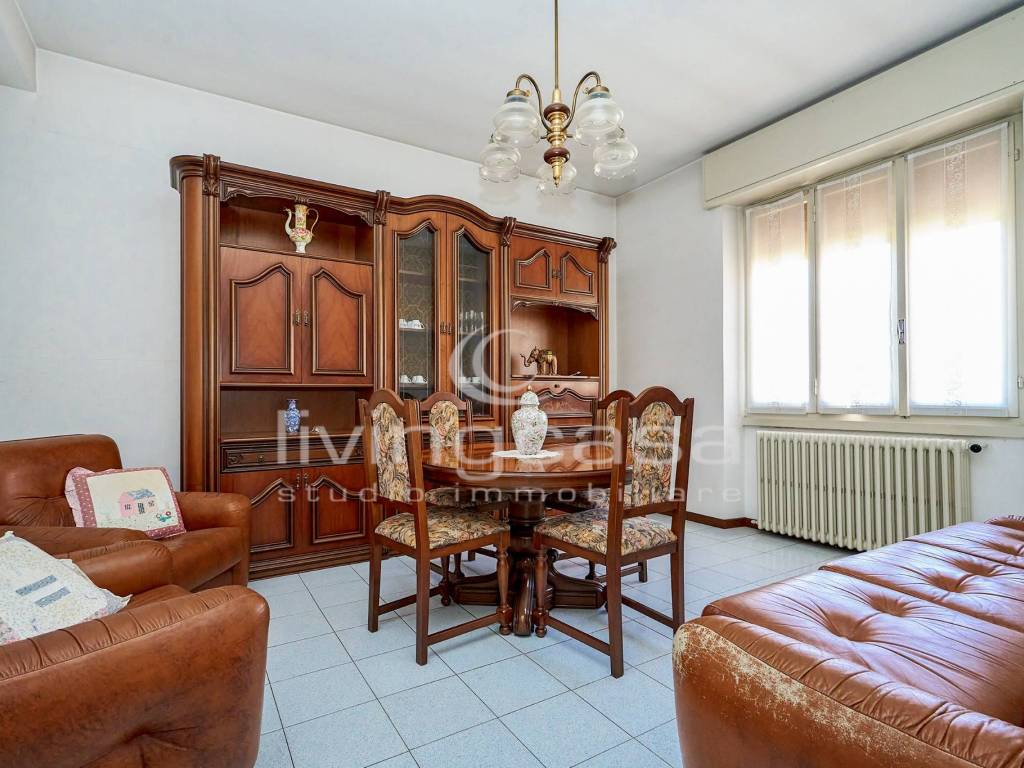 Villa a Costa masnaga in Via Giacomo Puccini - Foto 4