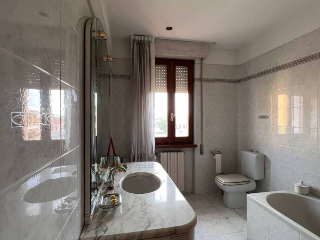 Villa a Massa e cozzile in Belvedere - Foto 2