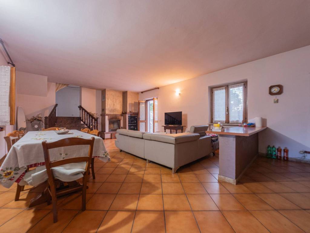 Rustico / casale a Asti in Frazione Valenzani - Foto 3