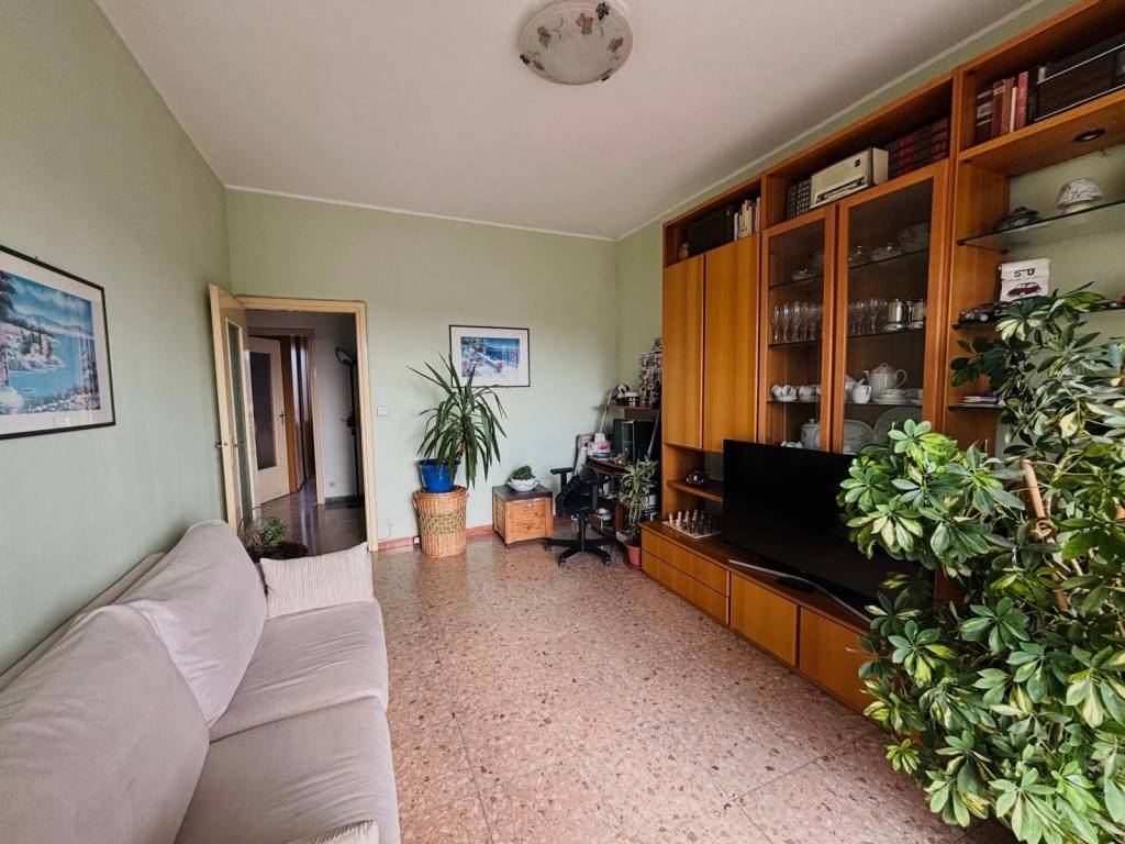 Appartamento a Moncalieri in Via 24 Maggio - Foto 2