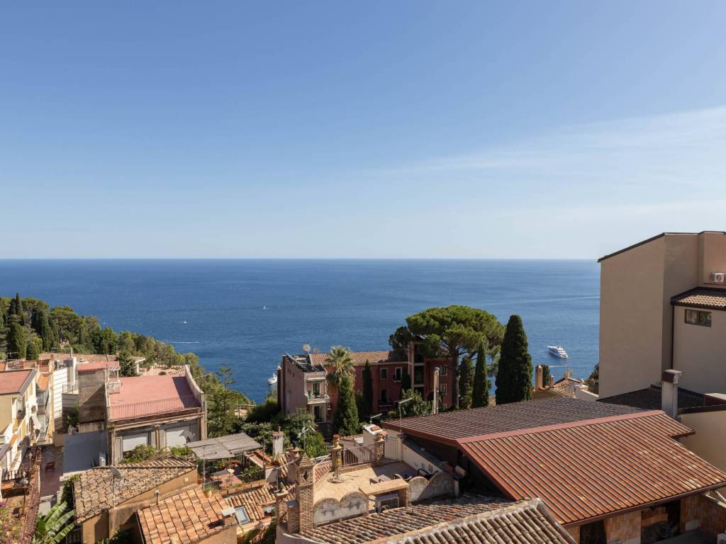 Palazzo / stabile a Taormina in Corso Umberto angolo Salita De Luna, 3 - Foto 4