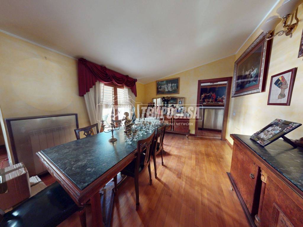 Appartamento a Lusciano in Via don Francesco Corrado 8 - Foto 3