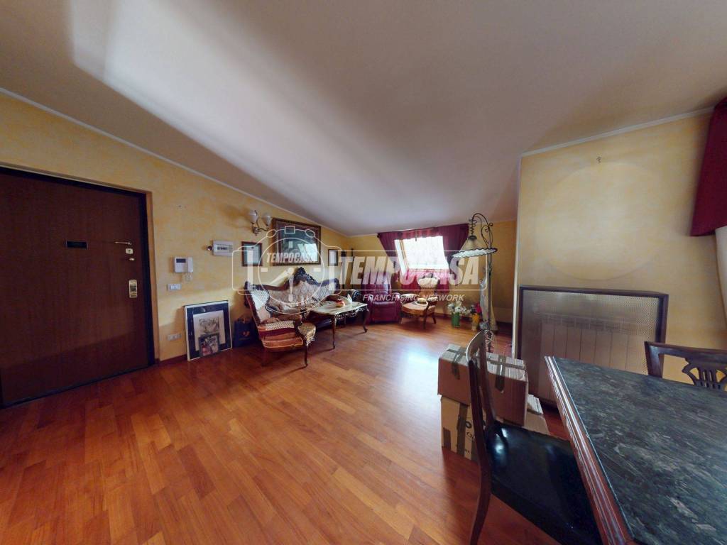 Appartamento a Lusciano in Via don Francesco Corrado 8 - Foto 4