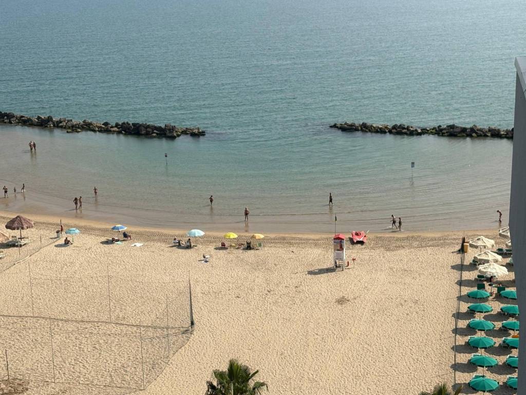 Appartamento a Montesilvano in Lungomare Aldo Moro, 48 - Foto 3
