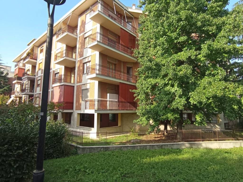 Appartamento a Asti in Via Don Alfredo Marcoz, 9 - Foto 2