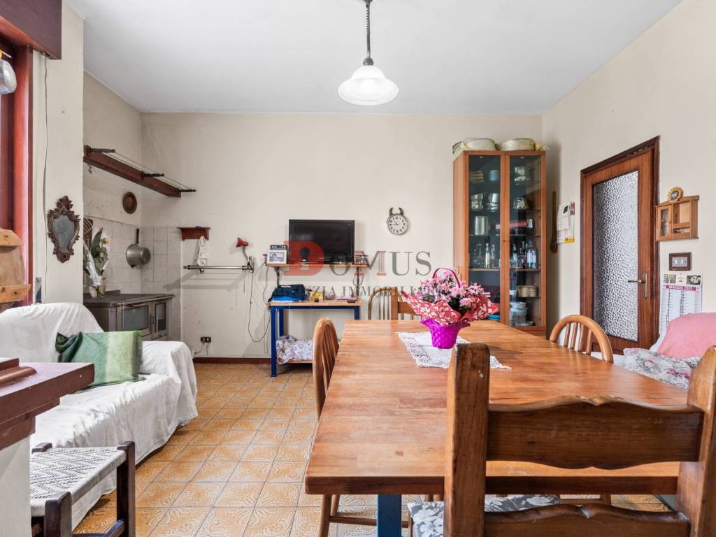 Villa a Curtatone in Via Giacomo Leopardi, 2 - Foto 3