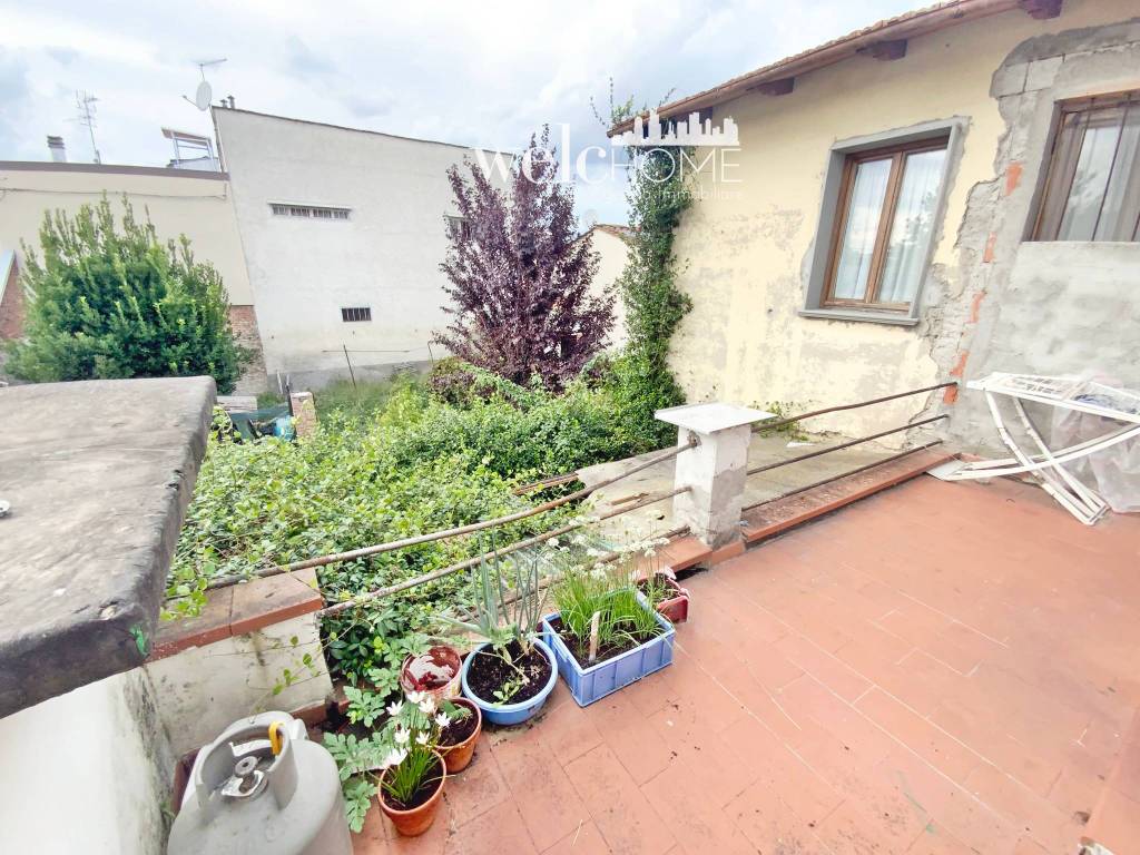 Casa indipendente a Campi bisenzio in Via Santa Maria - Foto 5