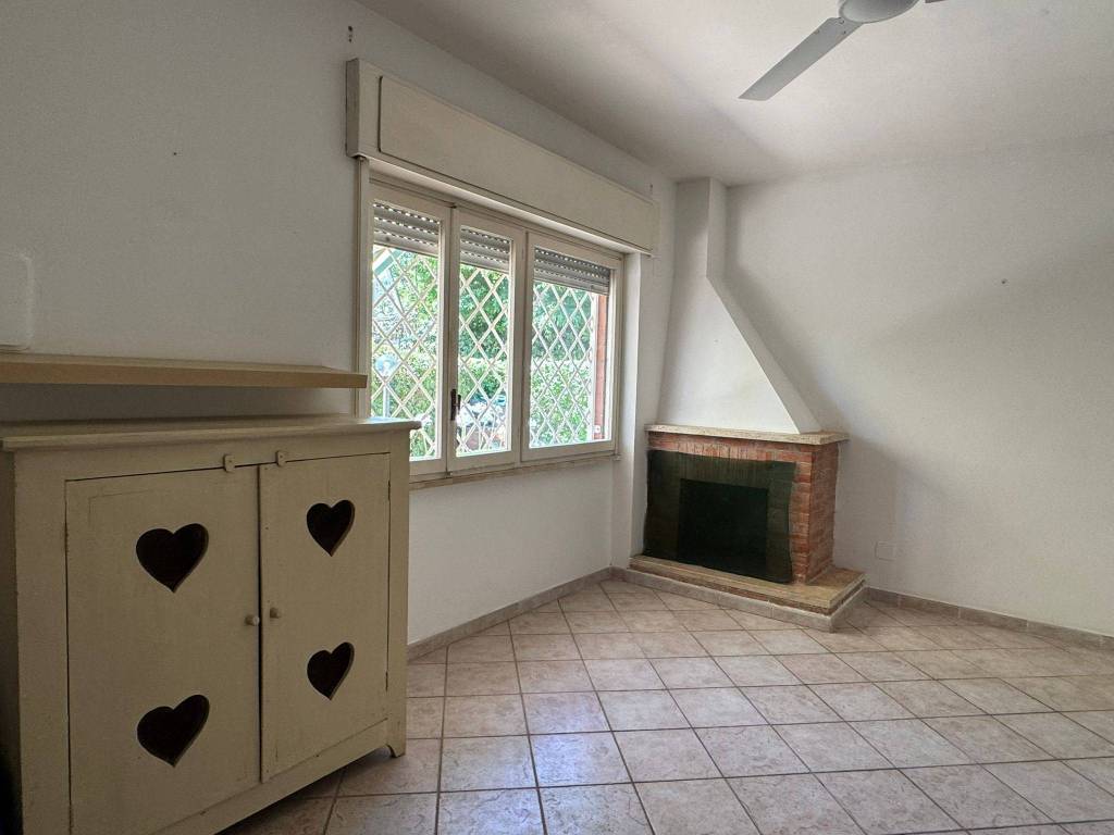 Appartamento a Terracina in Viale Baia Verde - Foto 4