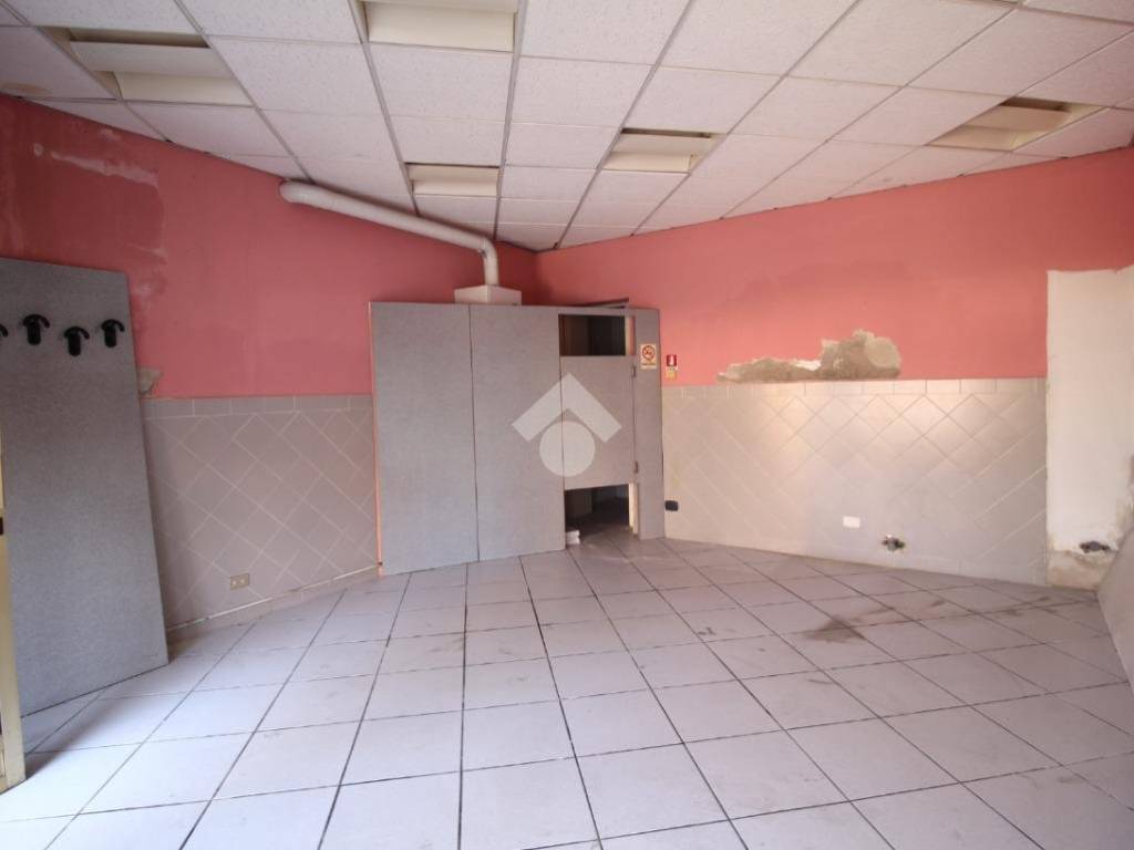 Appartamento a Monticello brianza in Piazza Redentore, 2 - Foto 5