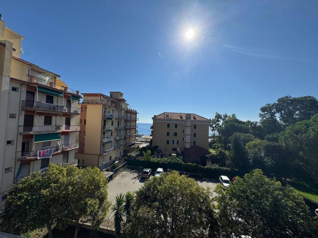 Appartamento a Cogoleto in Via Arrestra Interna - Foto 3