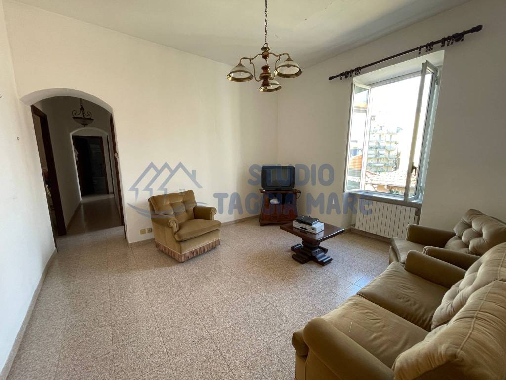 Appartamento a Taggia in Via Paolo Boselli - Foto 3