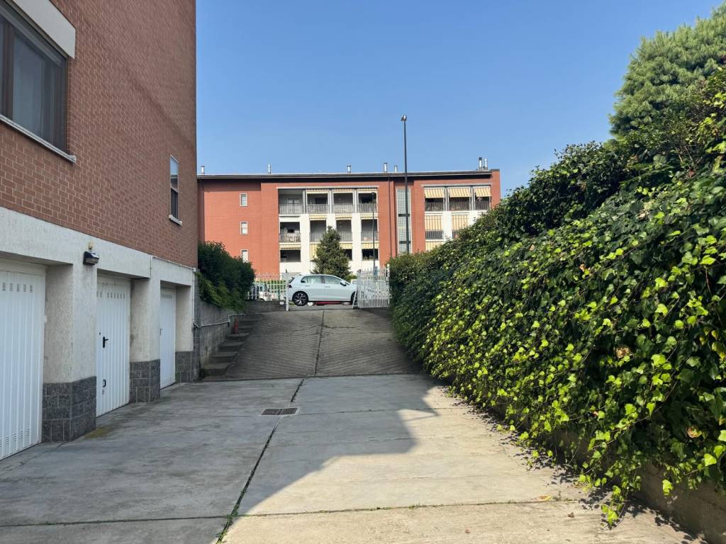 Box / garage a Beinasco in Strada Comunale Sangone, 12 - Foto 2