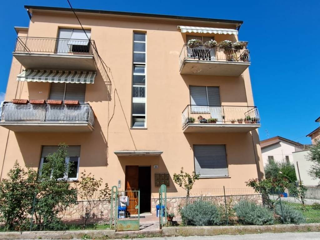 Appartamento a Spoleto in Via 2 Giugno - Foto 4