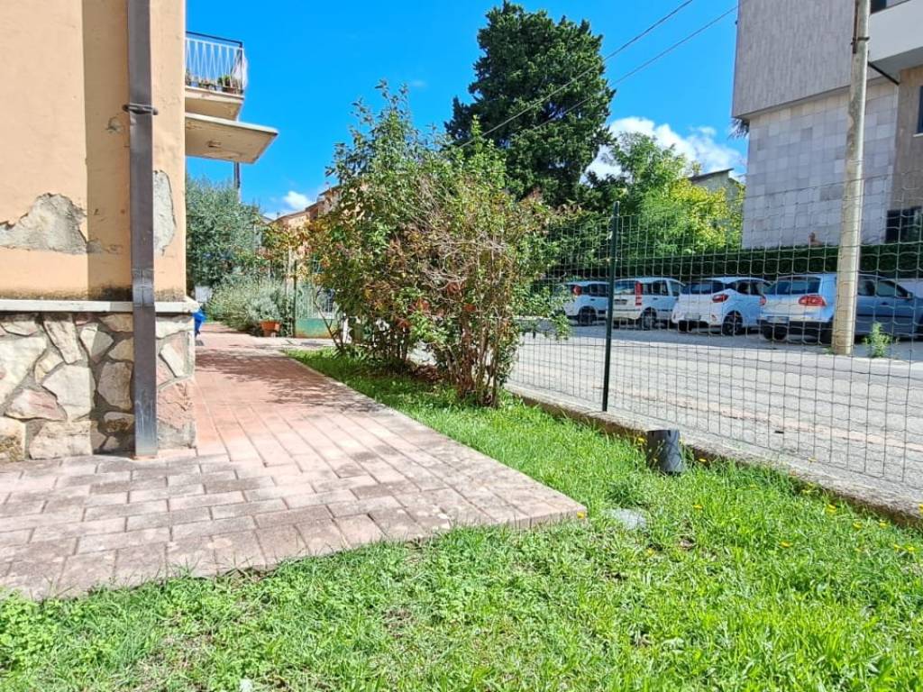 Appartamento a Spoleto in Via 2 Giugno - Foto 5