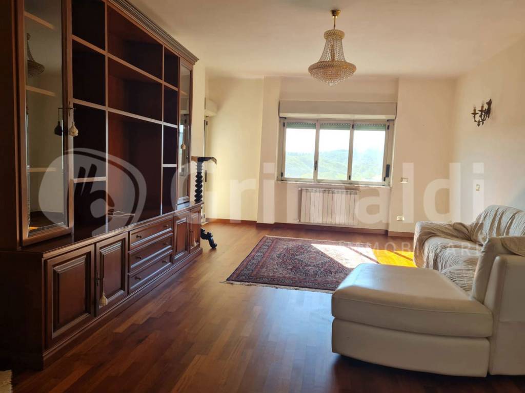 Appartamento a Benevento in Via Eduardo De Filippo - Foto 2
