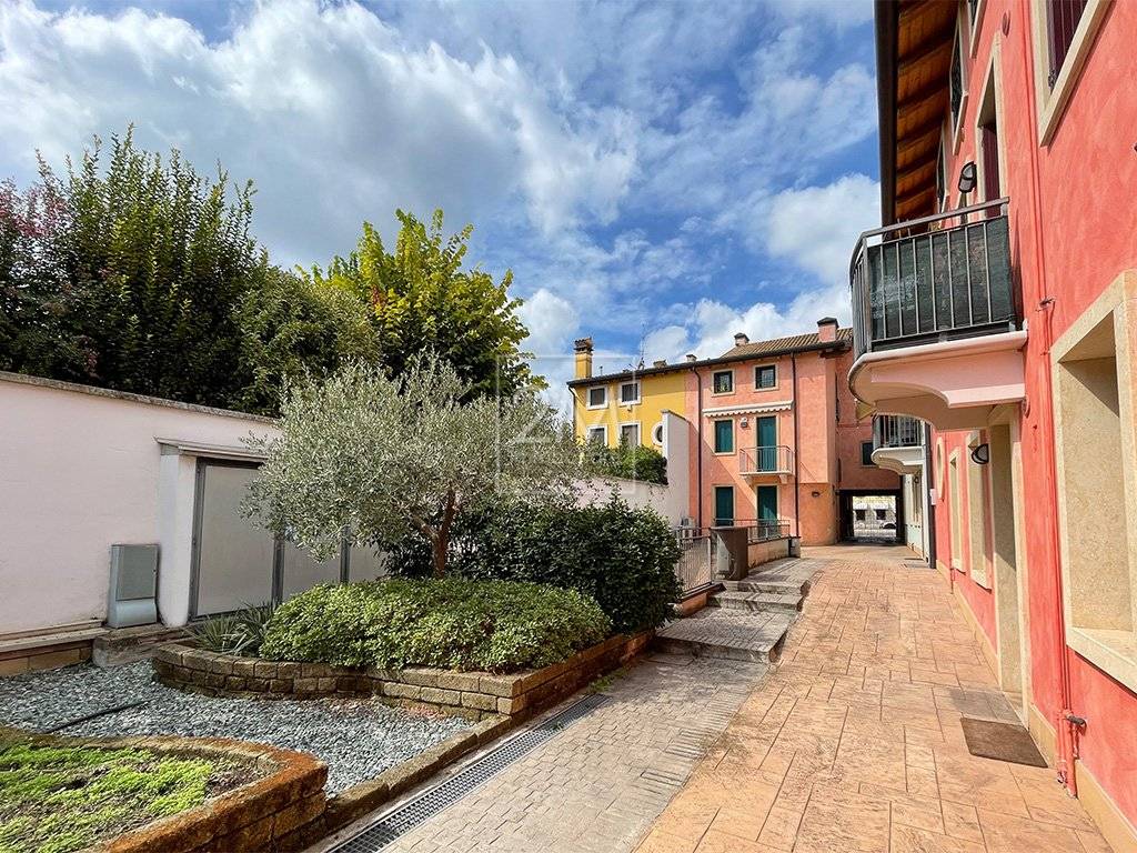 Appartamento a Villafranca di verona in Via Angelo Messedaglia - Foto 5