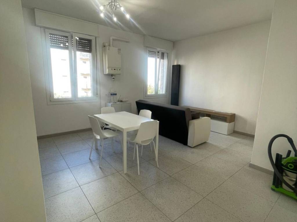 Appartamento a Modena in Via Pietro Mascagni, 10 - Foto 2