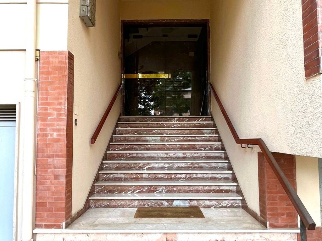 Appartamento a Pisa in Largo Amedeo Duca d'Aosta, 1 - Foto 3