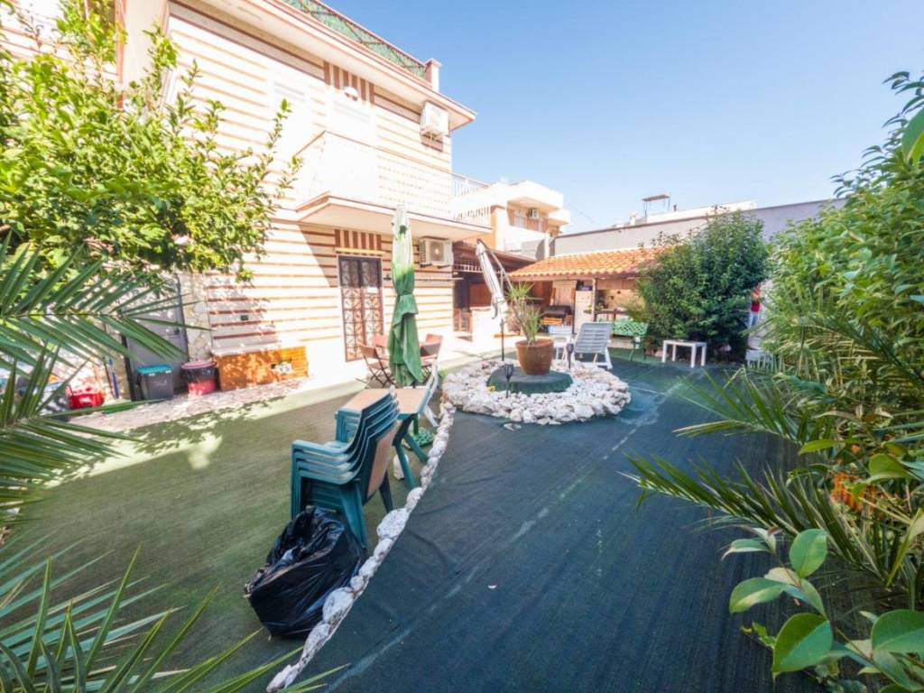Appartamento a Manfredonia in Viale Cardinale B. della Cueva, 13 - Foto 2