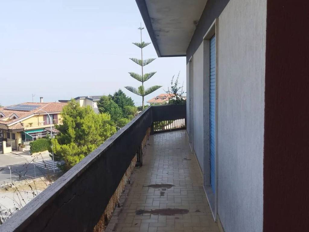 Appartamento a Vibo valentia in Via Della Pace No Number - Foto 2